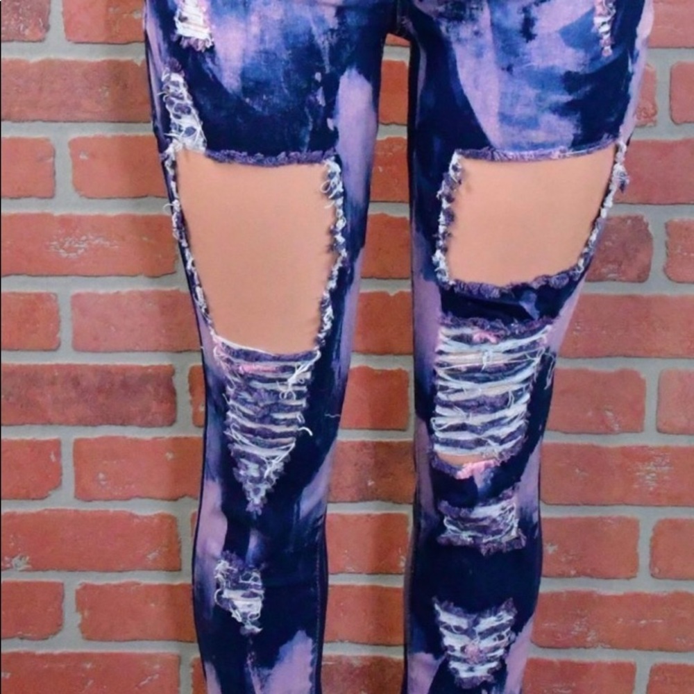 Women’s Deconstructed denim -98% Cotton 2% spandex